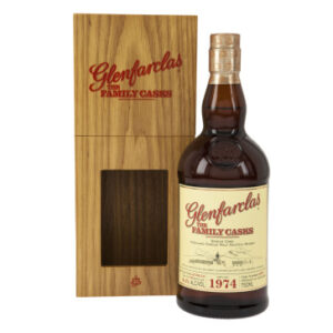 GLENFARCLAS 1974 Family Cask Whisky  (1 x 750ml)