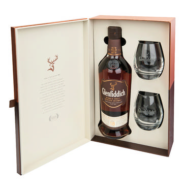 GLENFIDDICH 18 YO Speyside Reserve Malt Whisky and 2 Glasses In Gift Pack  (1 x 750ml)