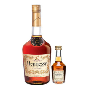 HENNESSY VS Cognac with Miniature VSOP  (1 x 800ml)